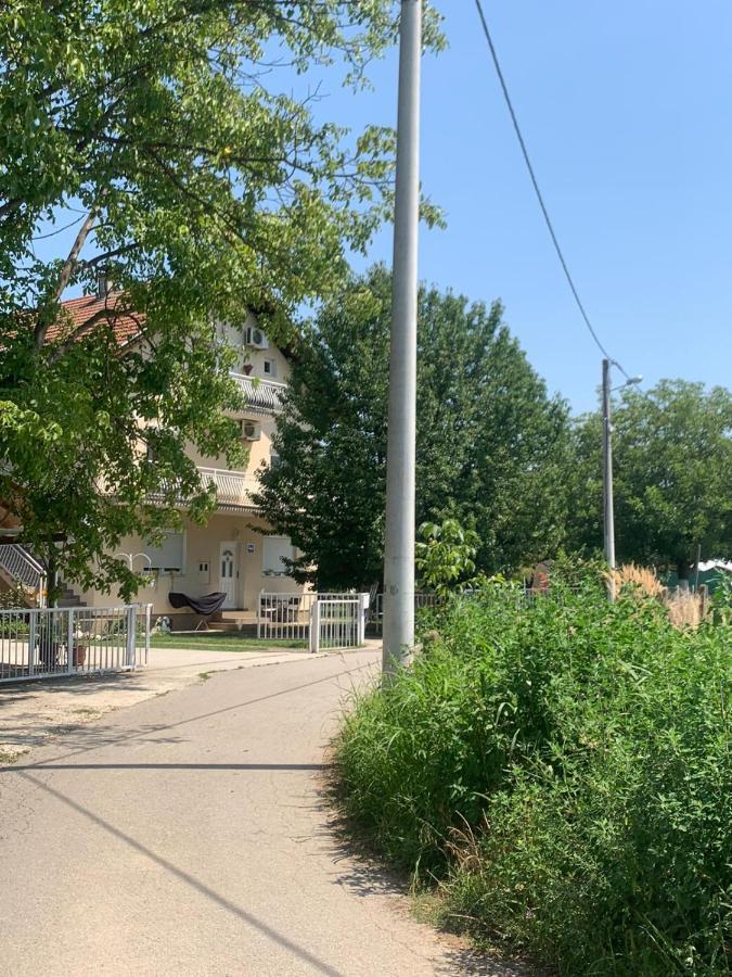 Apartman Na Jezeru Zagreb Exterior photo